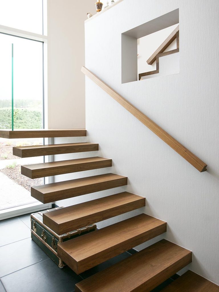 Maßgeschreinerte Treppen mit Stil – Schreinerei Gorgeneck